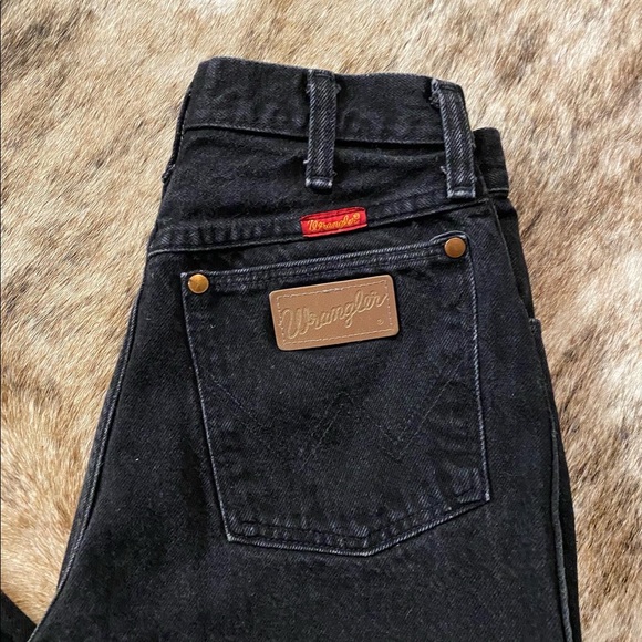 Vintage Black Wrangler Boot Cuts - Picture 2 of 3